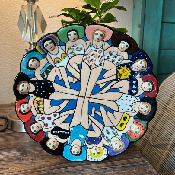 FUNSEEKERS Water Ballet Decoration Plate - Picture 3 of 3